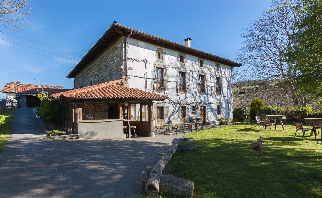 Casa Rural Restaurante Aranburu เซสโตอา ภายนอก รูปภาพ